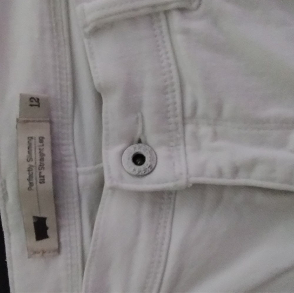 Levi sz12 white jeans